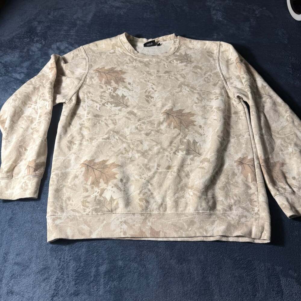 Chemistry Leaf Camo Sweatshirt Beige